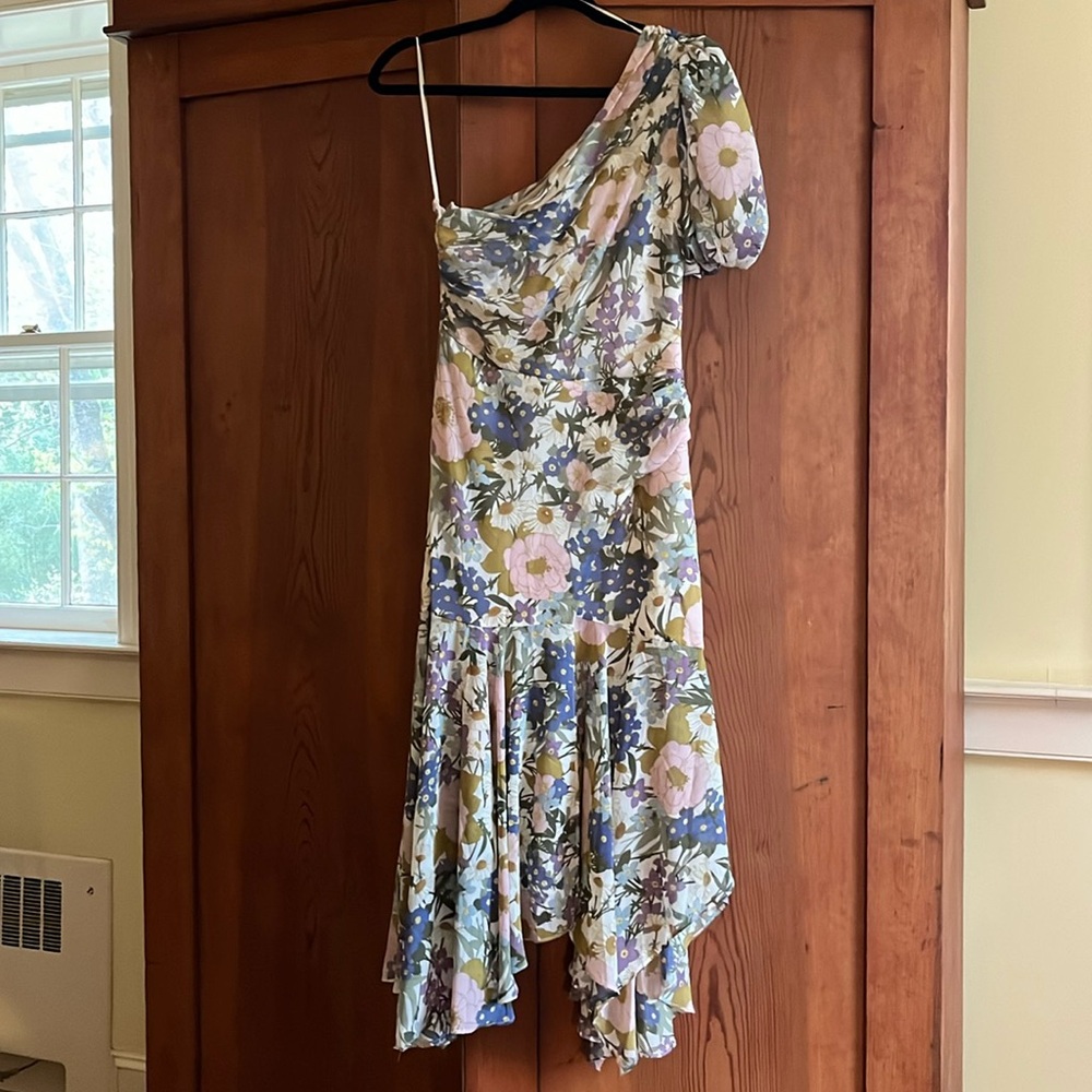 ASTR the Label Santorini Floral One Shoulder Midi Dress Pink Multi Floral